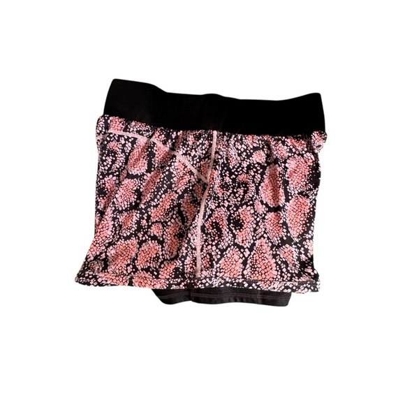 Fabletics Olesia Shine Shorts M Stretch Pink Black Snakeskin Animal Print Gym - Picture 7 of 10